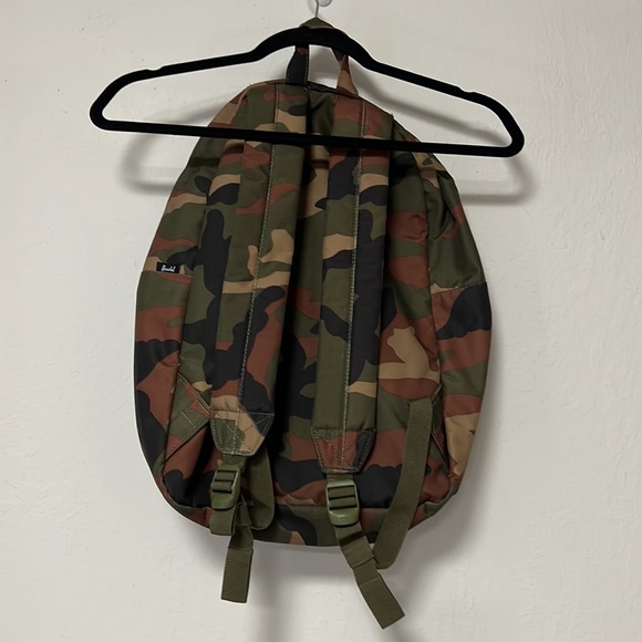 Hershel Backpack - Picture 2 of 3